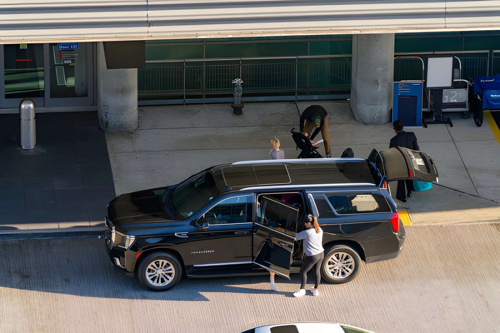 Luxury Limo Service Madison WI offers premium airport transfers, business rides, and comfortable travel with expert chauffeurs.