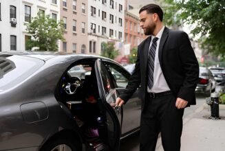 Impress VIP clients with Black Car Service Mettawa Executive. Enjoy comfort, professional chauffeurs, and reliable travel. Book now!